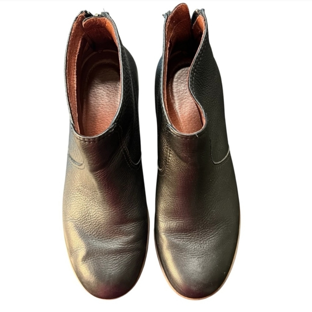 Dansko Becki Black Waterproof Tumbled Leather Bootie Size 8.5-9